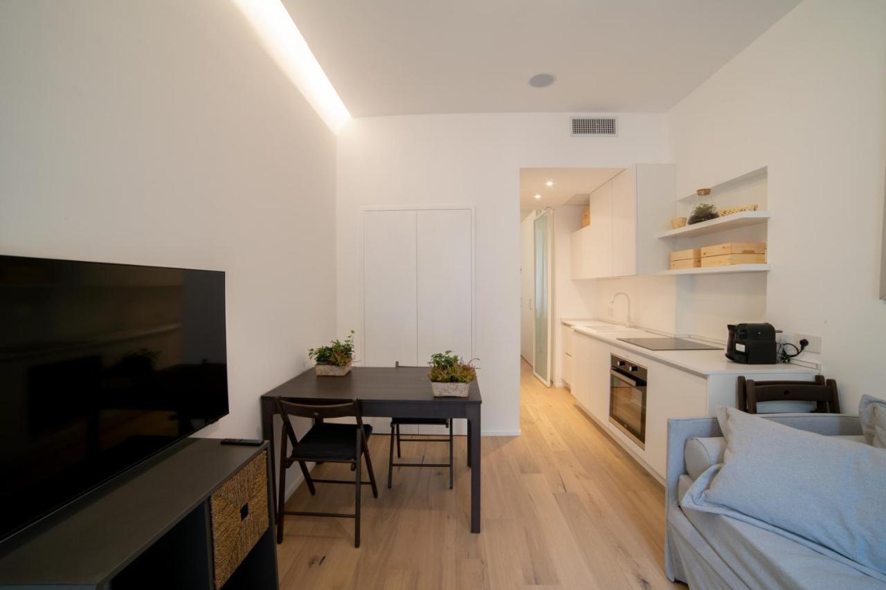 Navigli-Centro-Universita, Amazing New Apartment Milano Esterno foto